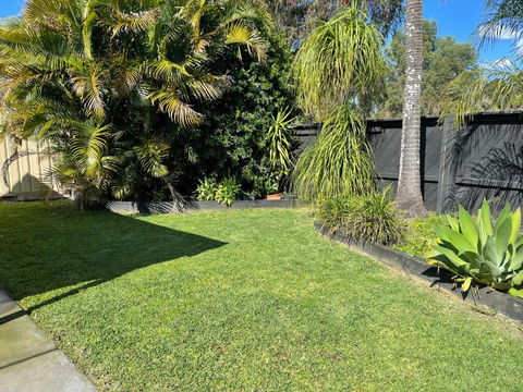 Pets Welcome Central And Convenient - Accommodation Yamba 0