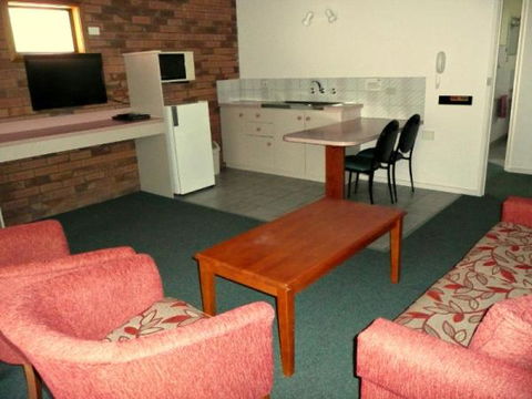 Pinnacle Holiday Lodge - Accommodation Yamba 1