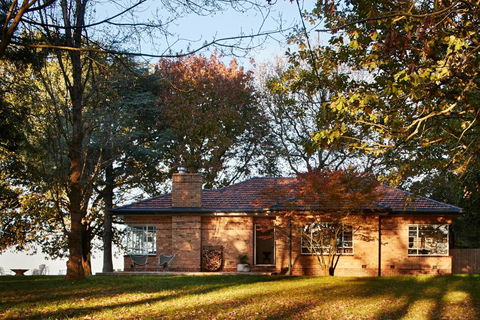 Polperro Farmhouse - Accommodation Yamba 0