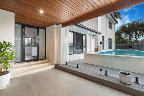 Pool House Hideaway - Accommodation Yamba 0