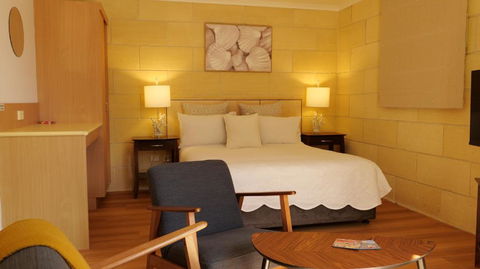 Portside Motel - Accommodation Yamba 2