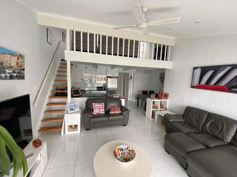 Port Lincoln Marina Waterfront Apartment - Accommodation Yamba 0