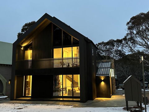 RAM, Alpine Getaways - Accommodation Yamba 1