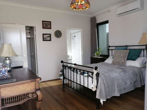 Private & Cosy! Master Bedroom In Perth With Garden View - Accommodation Yamba 2