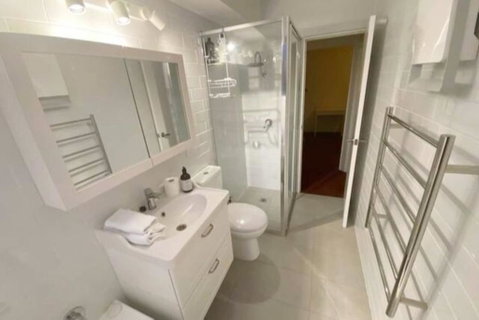 Quiet 2BR Apartment With Garden Views In Griffith - Accommodation Yamba 3
