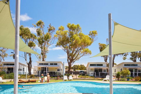 RAC Cervantes Holiday Park - Accommodation Yamba 0