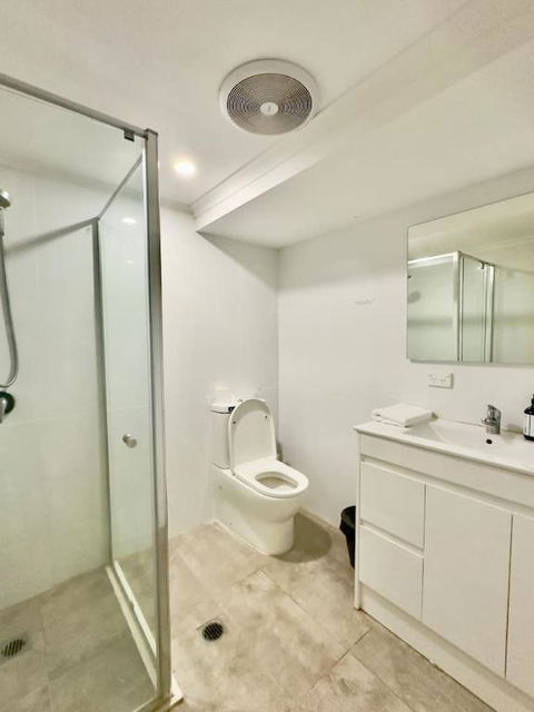 Prime 1BR Near Transport And Retail - Accommodation Yamba 3
