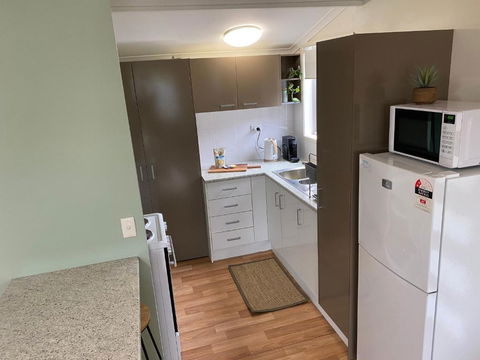 Private Guesthouse - Pet Friendly - Walk To Beach - Accommodation Yamba 1