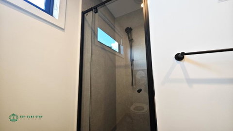 Private Suite With Queen Bed TV - Room 11 - Accommodation Yamba 3