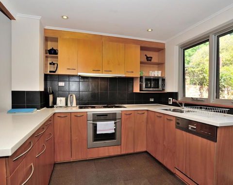Pure Gold - Heritage 2 Bedroom Terraced Cottage - Accommodation Yamba 1