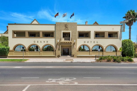 Quality Hotel Mildura Grand - Accommodation Yamba 1