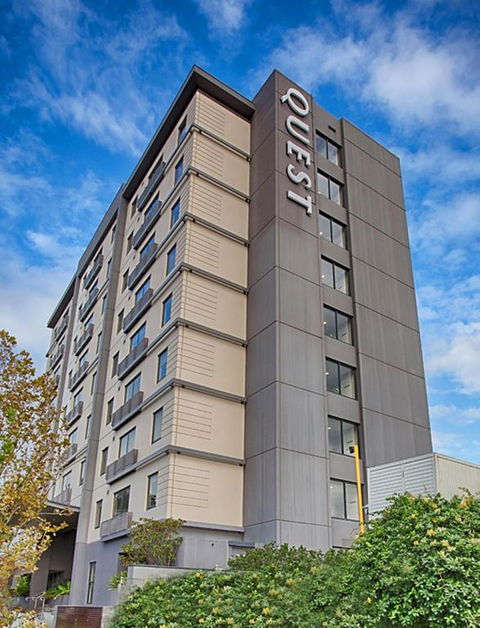 Quest Mascot - Accommodation Yamba 2