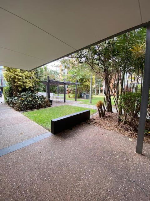 Quiet 1 Bedroom Apartment W Pool And, Walk To QUT - Accommodation Yamba 1