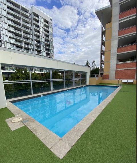 Quiet 1 Bedroom Apartment W Pool And, Walk To QUT - Accommodation Yamba 0