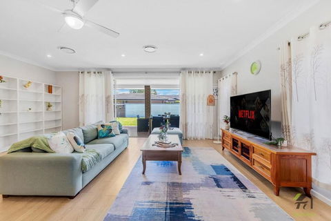 Quiet And Warm 4 Bedrooms In Hornsby - Accommodation Yamba 0
