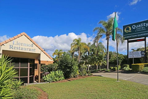 Quality Hotel Robertson Gardens - Accommodation Yamba 2