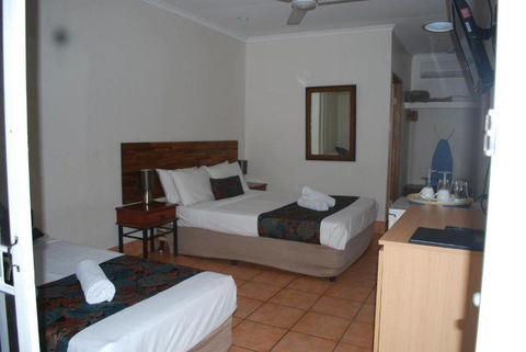 Rainforest Motel - Accommodation Yamba 1