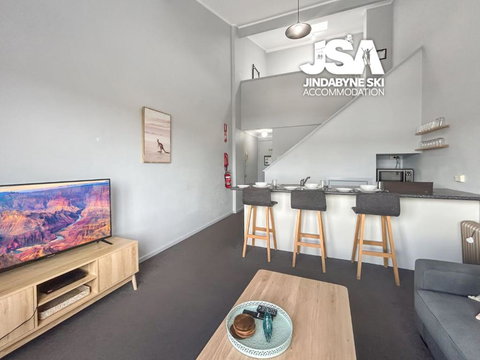 Razorback 14 - Accommodation Yamba 2