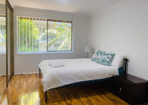 Quiet Family Townhouse In Wollongong CBD - Accommodation Yamba 3