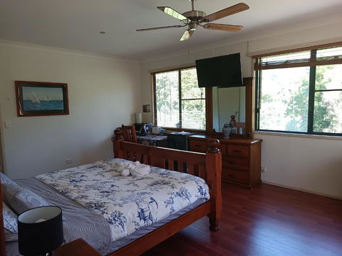 Quand0ng Valley Inn - The Hidden Waterfall Family Retreat - Accommodation Yamba 2