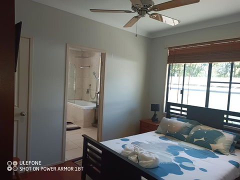 Quand0ng Valley Inn - The Hidden Waterfall Family Retreat - Accommodation Yamba 1