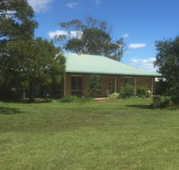 At HOME on HOLMES - Accommodation Yamba