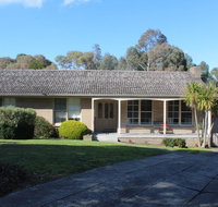 Australian Home Away  Doncaster Grange Park - Accommodation Yamba