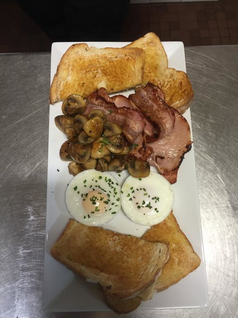 Avondel Motor Inn - Accommodation Yamba 2