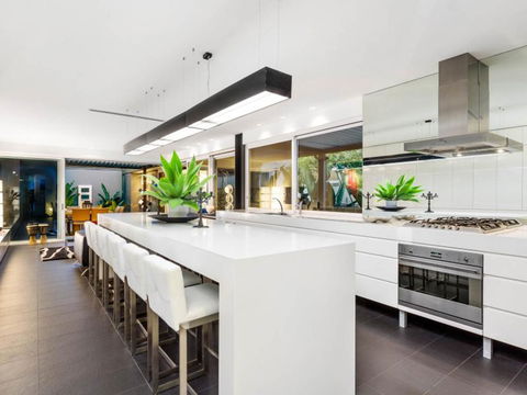 Balmoral Beach Bliss - Accommodation Yamba 0