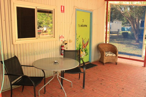 Banyan Tree - Accommodation Yamba 2