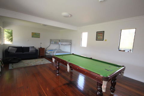 BANYANDAH 557 Ocean Drive NH - Accommodation Yamba 3