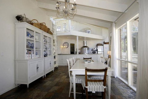 Barnett Place 6 - Accommodation Yamba 3