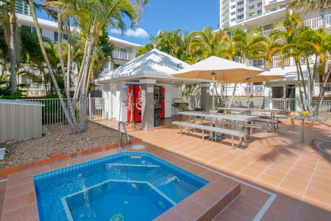 Bay Lodge Apartments - Accommodation Yamba 2