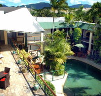 Bay Village Tropical Retreat  Apartments - Accommodation Yamba