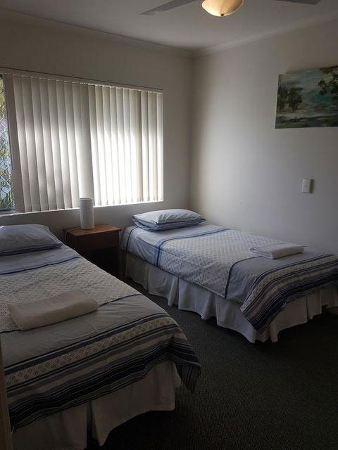 Bayshores Holiday Apartments - Accommodation Yamba 1