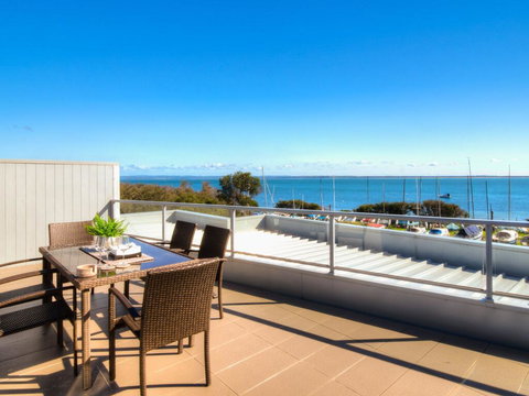 Bayside Views - Accommodation Yamba 0