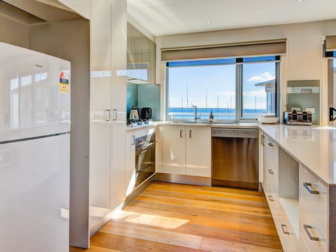 Bayside Views - Accommodation Yamba 1