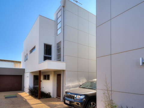 Bayside Views - Accommodation Yamba 2