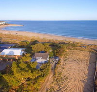 Beach Cottage In The Heart Of Mandurah - Accommodation Yamba