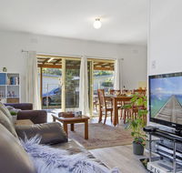 Beach Escape  Currarong - basic family accommodation - Accommodation Yamba