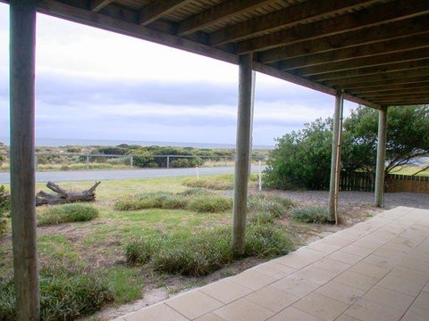 Beach House At Silver Sands - Accommodation Yamba 3