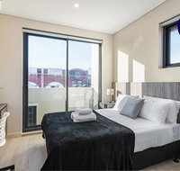 BEACH LOCATION STUDIO // CLOVELLY 5 - Accommodation Yamba