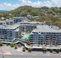 Beach Side Ocean Burleigh Heads 3 bedroom Family Accomodation - Accommodation Yamba