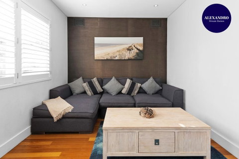 BEACHFRONT APARTMENT // DREAM LOCATION // CLOEY2 - Accommodation Yamba 0