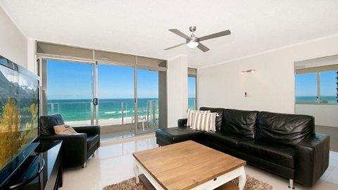 Beachfront Apt Main Beach - Accommodation Yamba 3