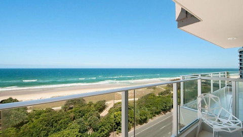 Beachfront Apt Main Beach - Accommodation Yamba 0