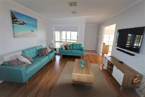 Beachfront Living! - Accommodation Yamba 2