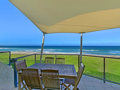 Beachfront Luxury - Accommodation Yamba 0