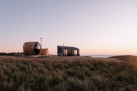 Red Rock Hut, King Island - Accommodation Yamba 0