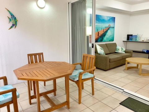 REEF RETREAT APARTMENTS PALM COVE Unit 11 - Accommodation Yamba 3